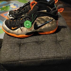 *NEW*Nike Foamposite Bright Crimson Size 13